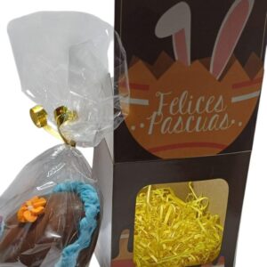 caja de pascua con huevo